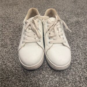 Classic White Casual Sneakers